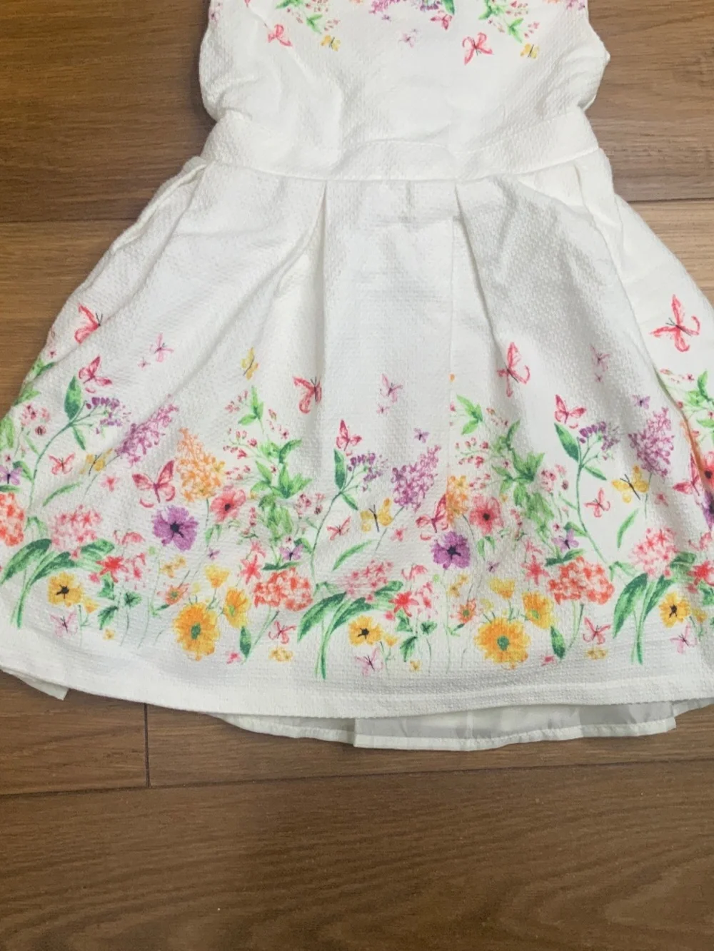 Tu front england flowers